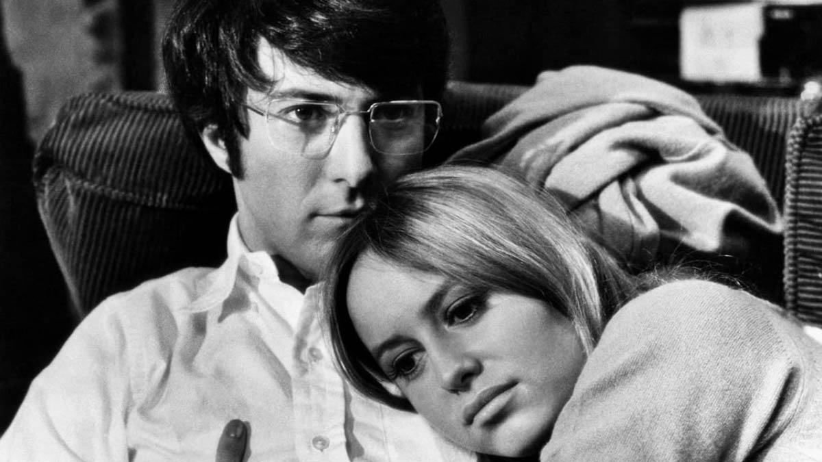 دانلود فیلم Straw Dogs 1971 ( سگ‌های پوشالی ۱۹۷۱ ) با زیرنویس فارسی چسبیده