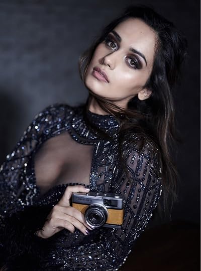 Manushi Chhillar